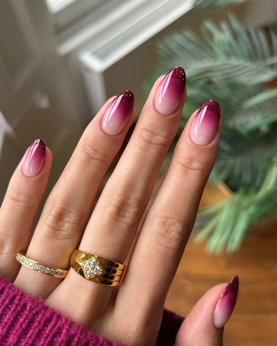 Ombre nail art with glitter tips